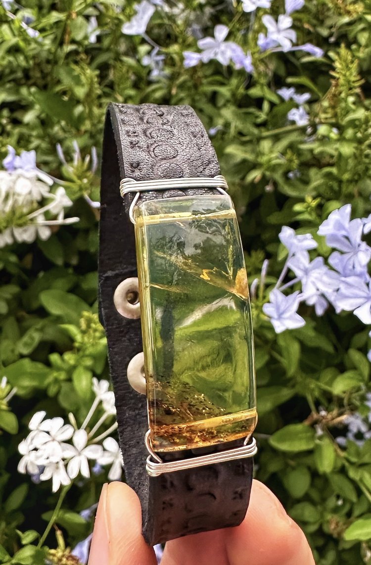 Pulsera de Ámbar y Piel